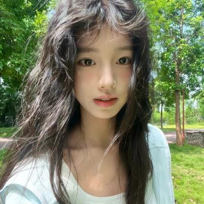 弗洛尔和她的两个丈夫